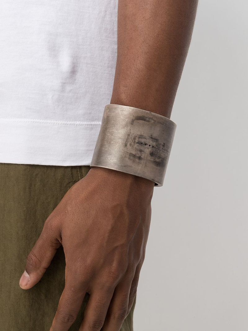 Parts of Four Ultra Reduction bracelet outlook