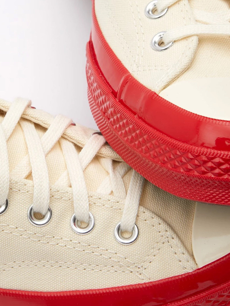 Comme des Garçons PLAY CONVERSE LOW 'CHUCK TAYLOR' SNEAKER RED SOLE - OFF WHITE outlook