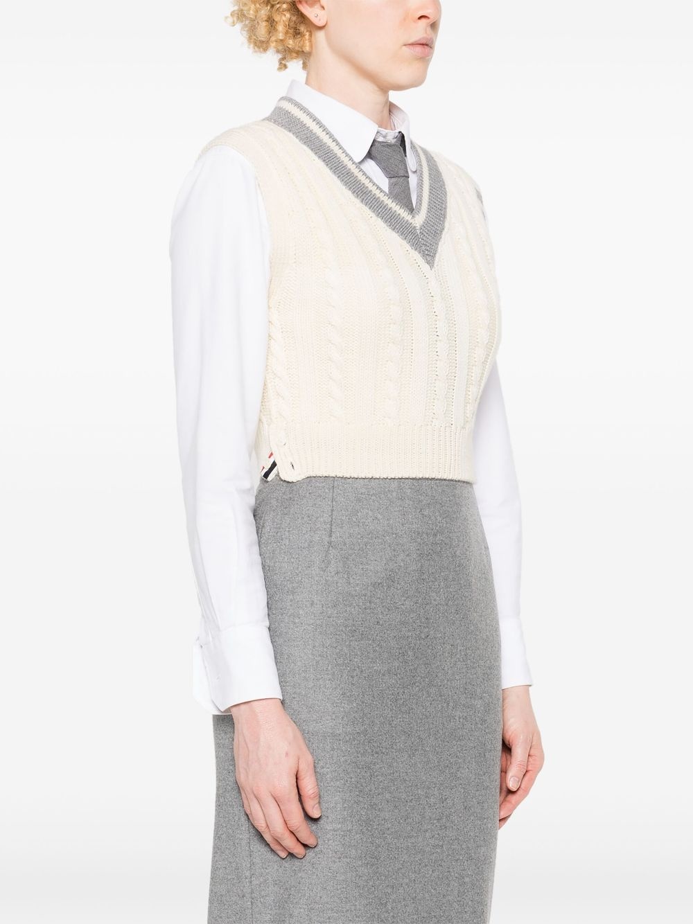 4-Bar cable-knit vest - 3
