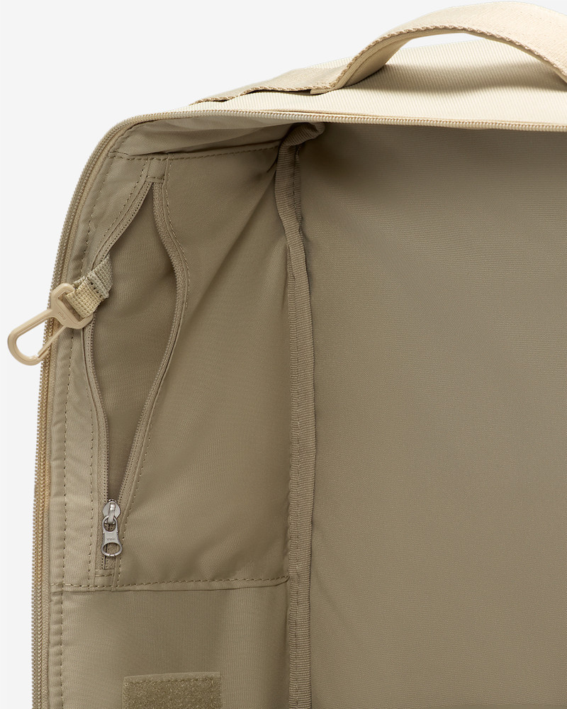 Nike Utility Elite Backpack (37L) 13