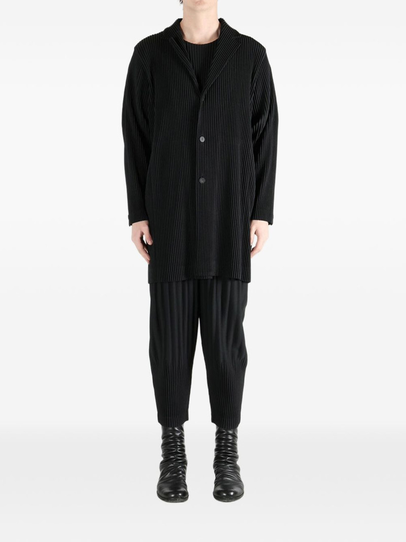 ISSEY MIYAKE pleated buttoned coat outlook