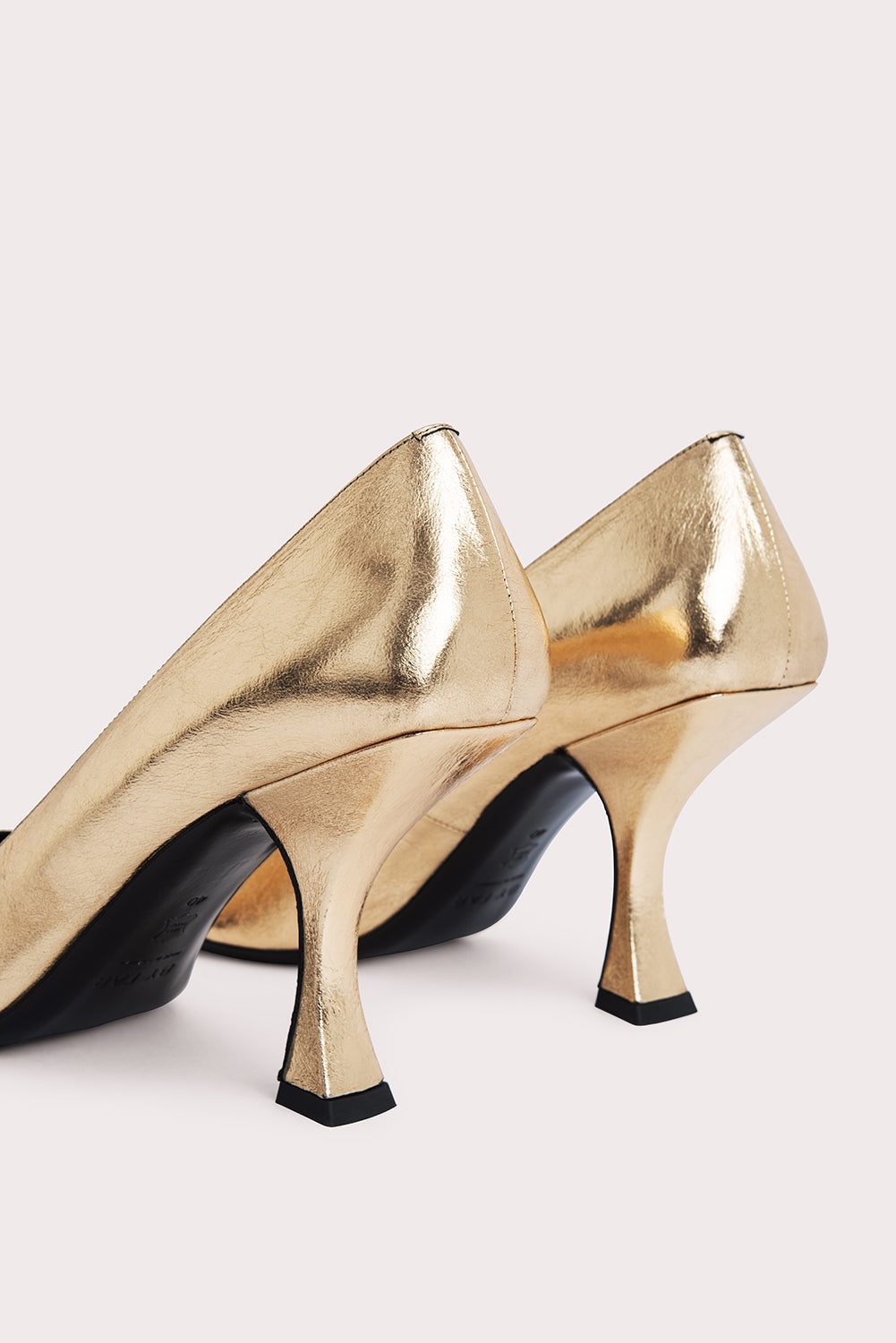 Viva Parchment Metallic Leather - 6