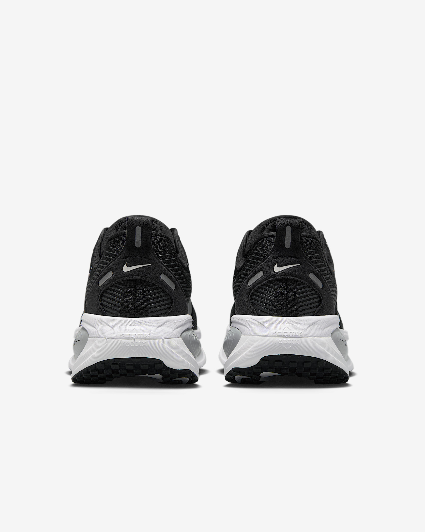 Nike Vomero 18 Women's Road Running Shoes - 6