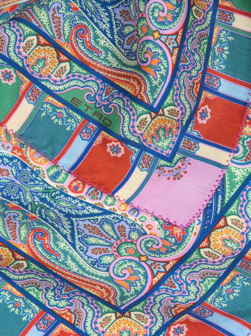 Etro FLORAL SILK POCKET SQUARE outlook