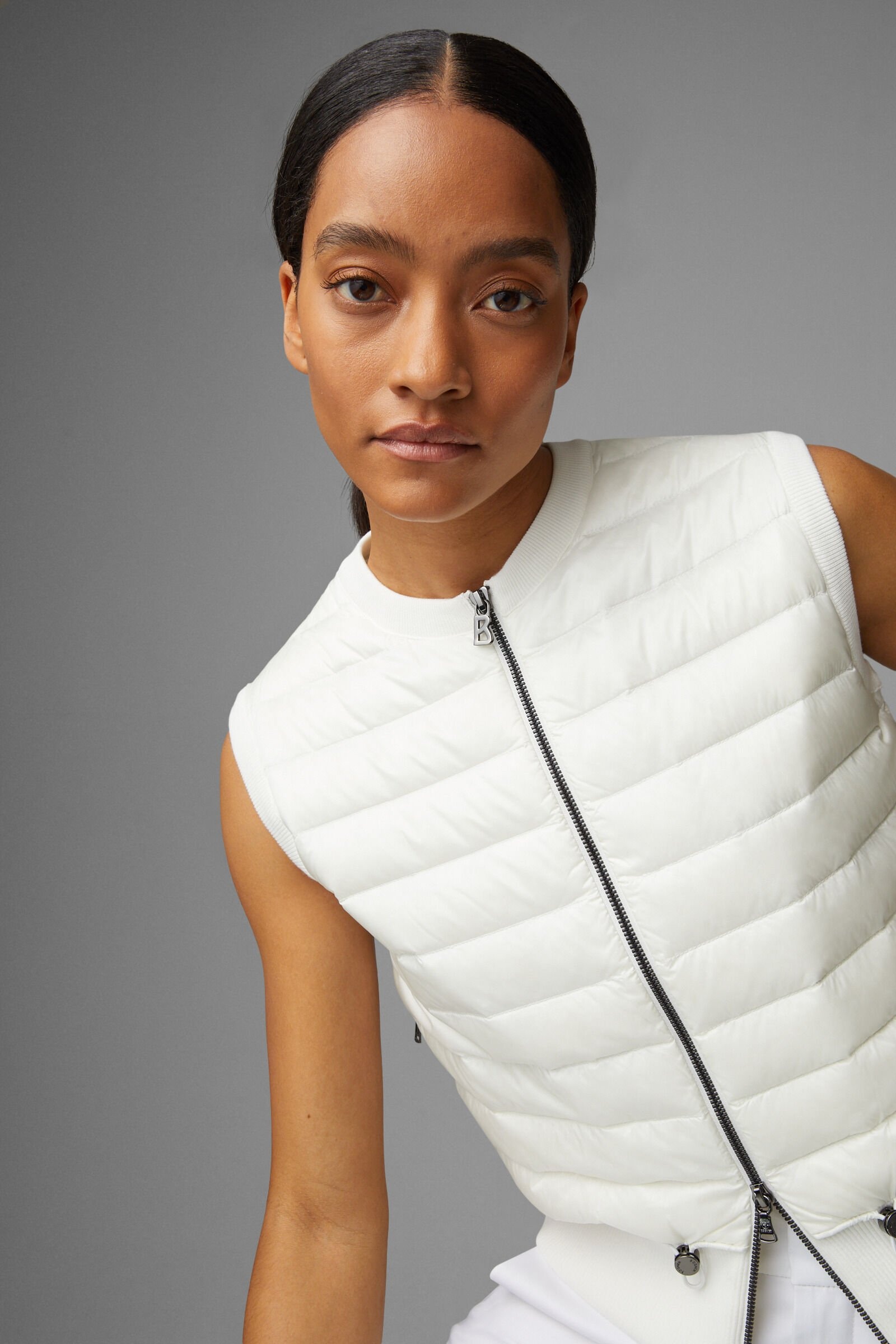 Allisa Hybrid knitted vest in Off-white - 7