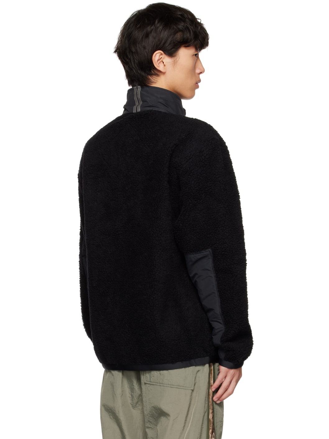 Black Kelowna Sweatshirt - 3