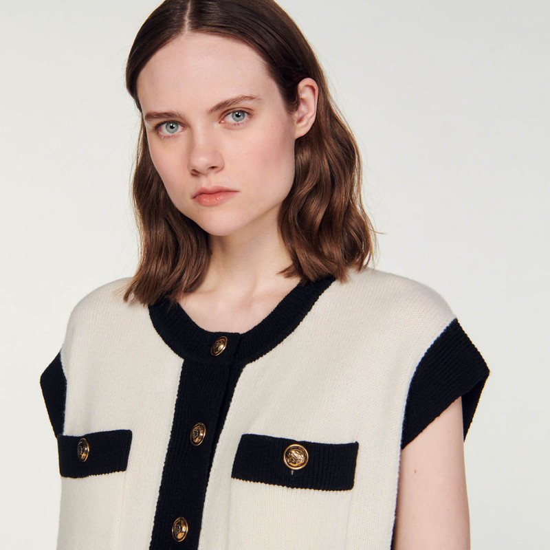 LOOSE SLEEVELESS COATIGAN 4