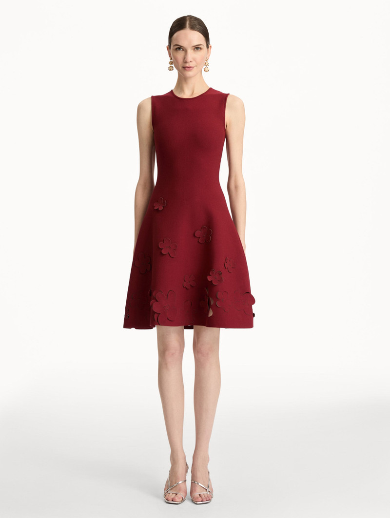 Oscar de la Renta LASER-CUT FLORAL KNIT DRESS outlook