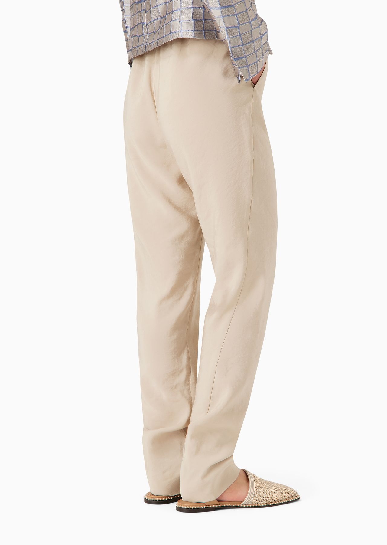 Slim-fit trousers in a flowing, washed matte fabric - 3