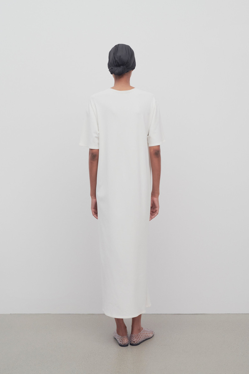 Gitu Dress in Viscose and Polyester 5