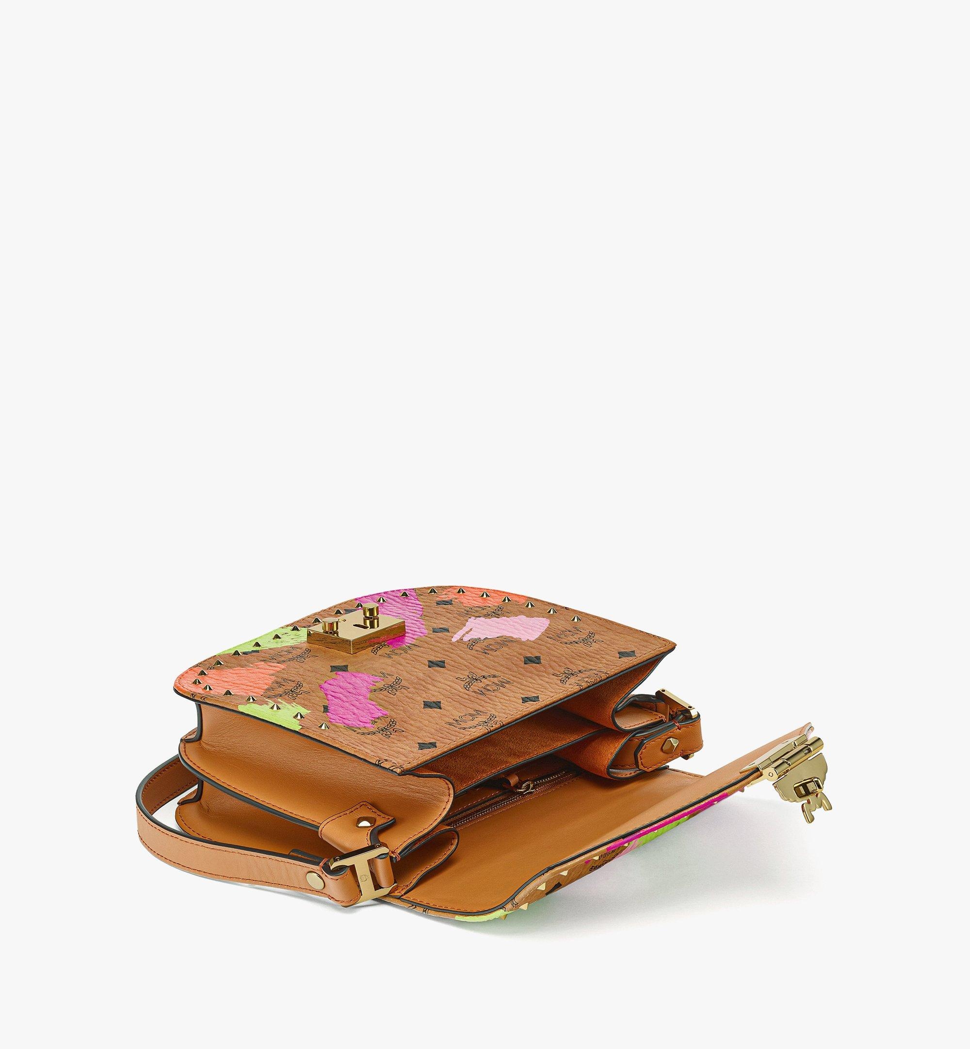 Upcycling Project Tracy Shoulder Bag in Visetos - 3