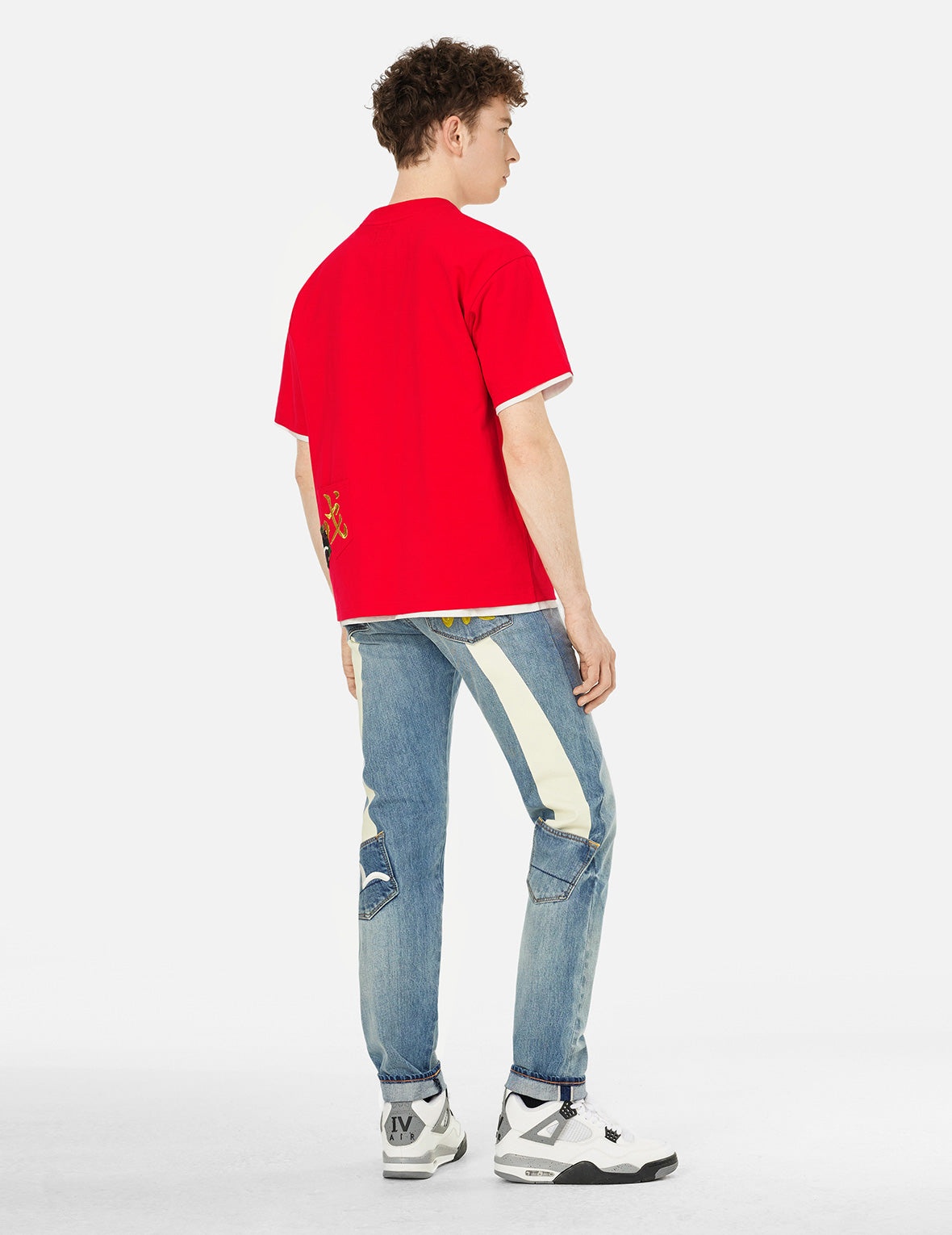 Multi-embroidery and Multi-pocket Relax Fit T-shirt - 4