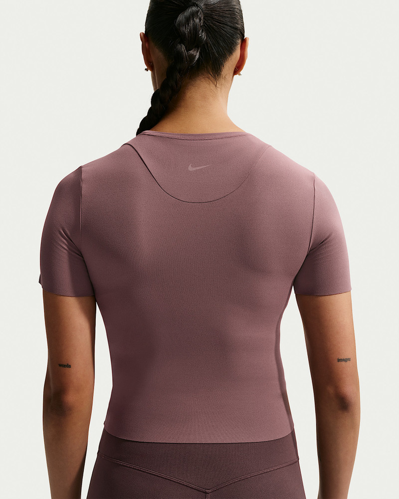 Nike Nike Zenvy Women's Dri-FIT Short-Sleeve Top outlook