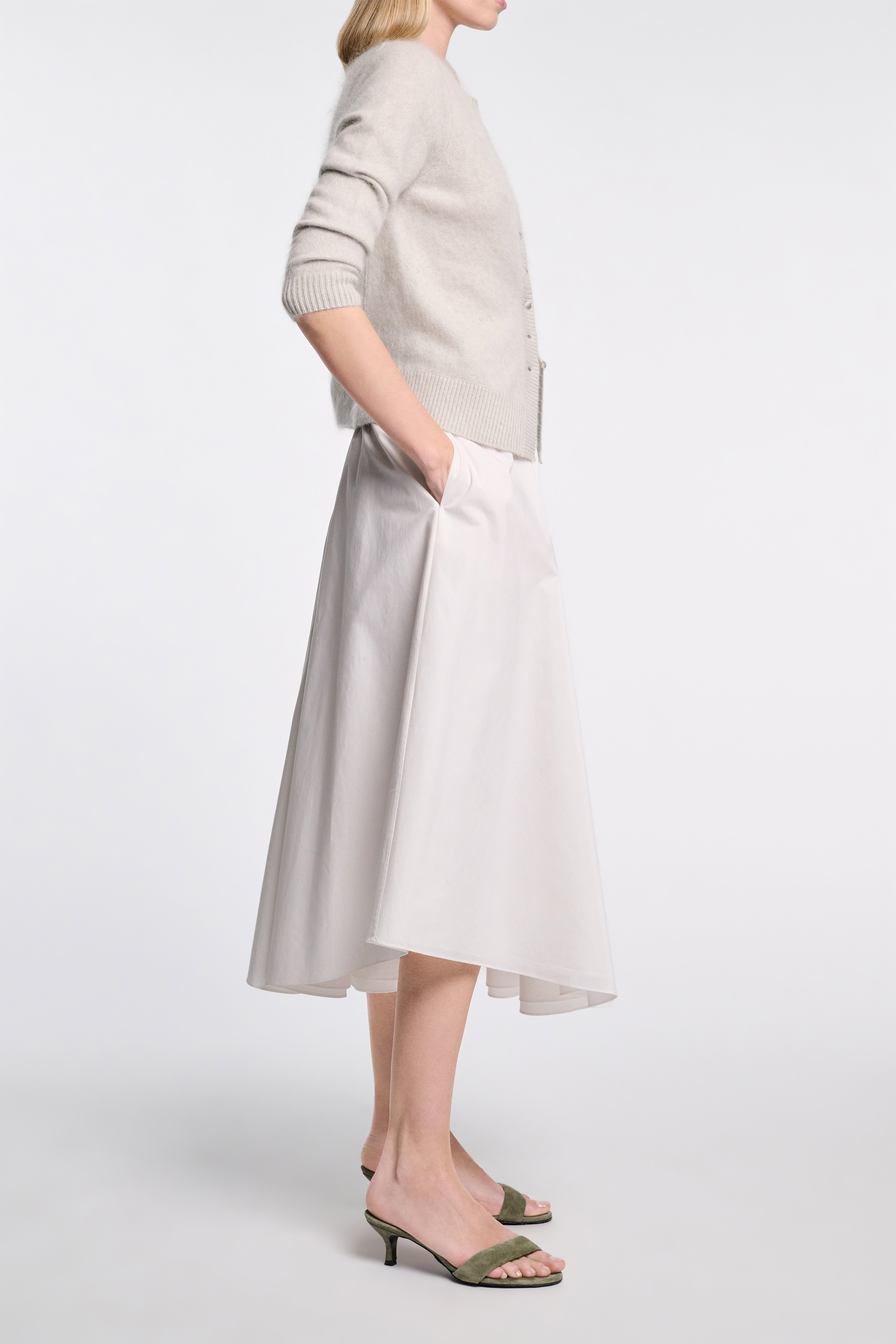 FLUFFY STATEMENTS cardigan - 4