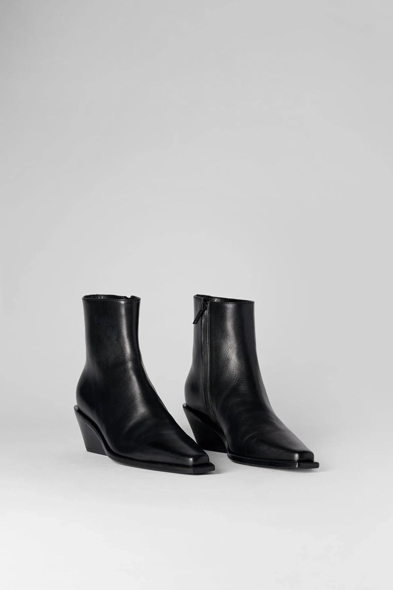 Gerda Boots 1