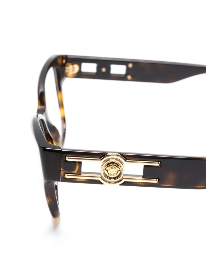 logo-plaque cat eye-frame glasses 3