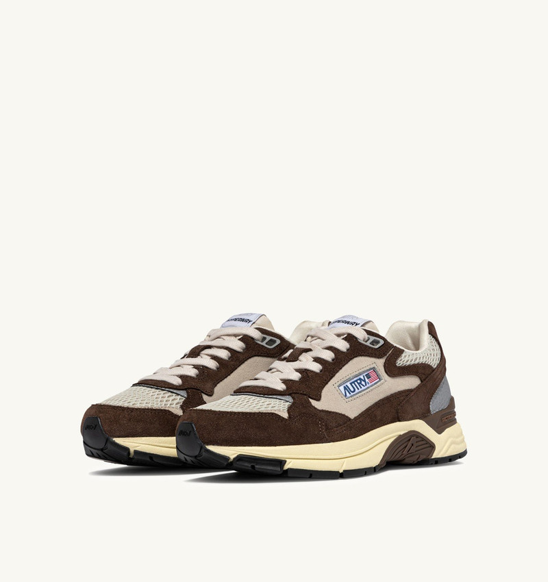 AUTRY HYPERWAY SNEAKERS IN SAND AND BRICK RED MESH AND SUEDE outlook