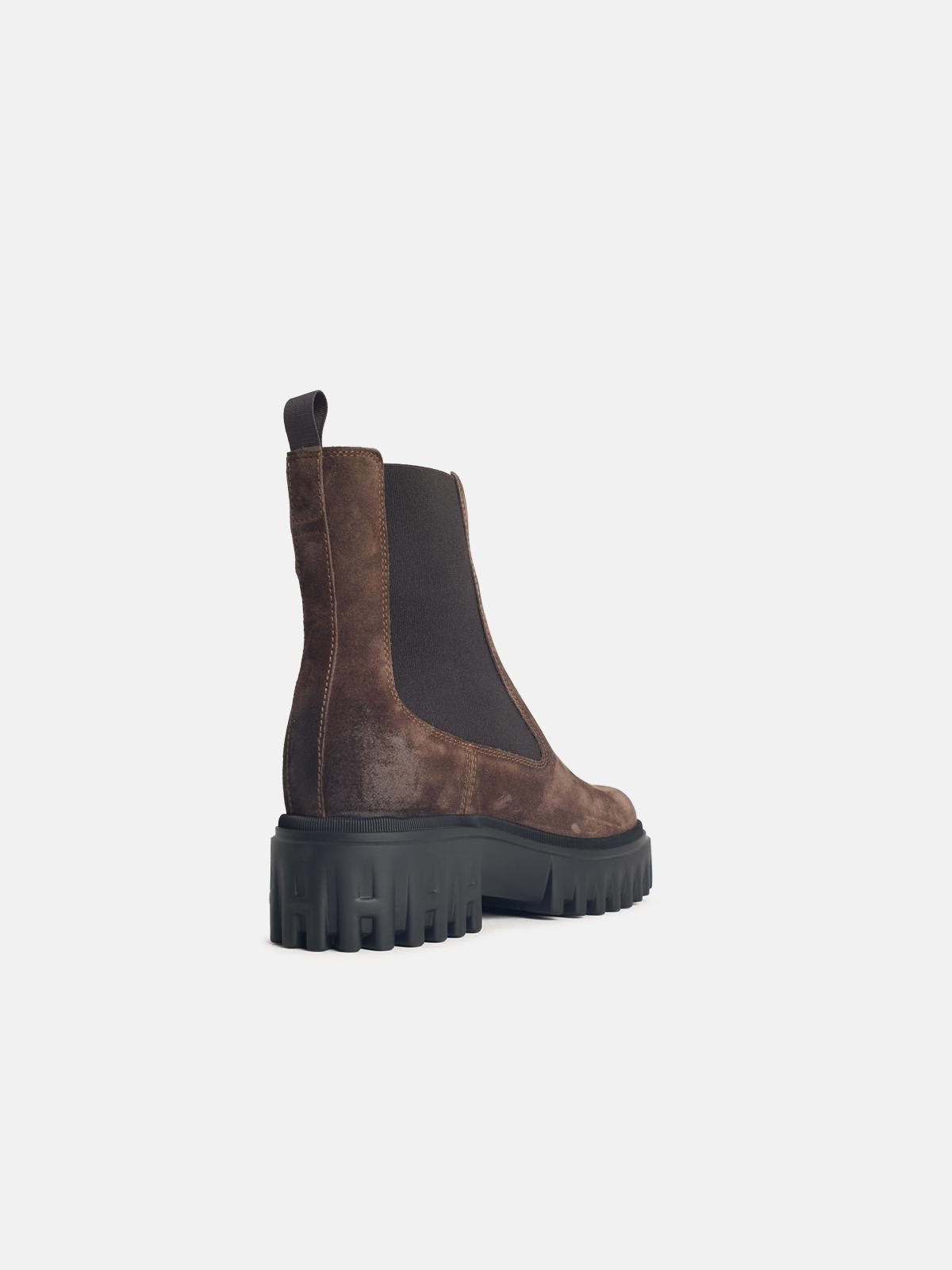 BROWN SUEDE ANKLE BOOTS - 3