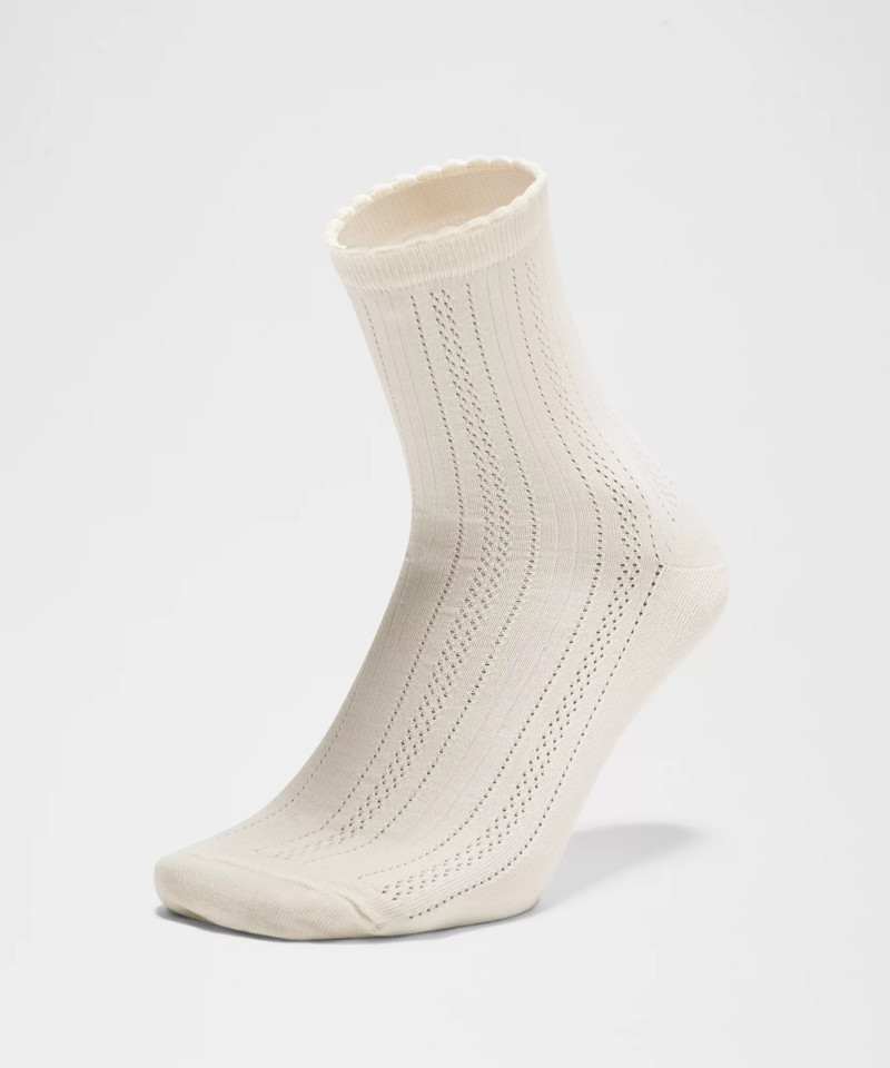 Unisex Pointelle Quarter Socks 3