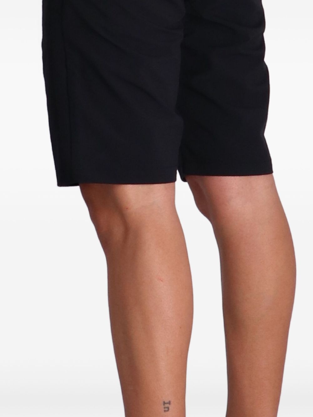 knee-length Bermuda shorts - 4