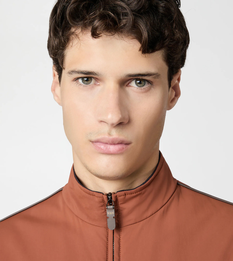 GILET IN TECHNICAL FABRIC - ORANGE 3