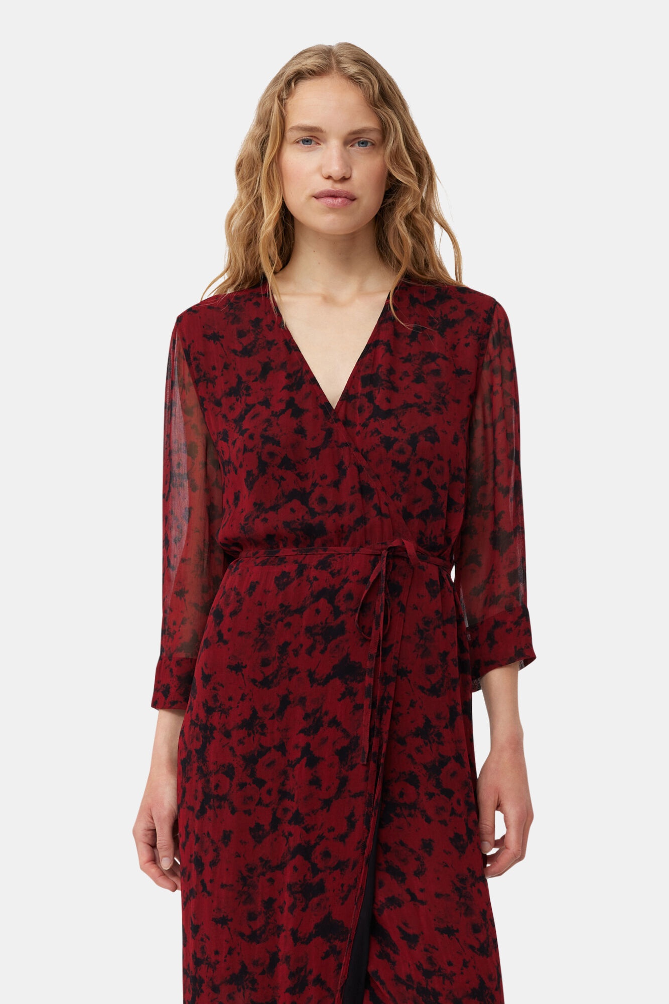 RED PRINTED LIGHT GEORGETTE WRAP MIDI DRESS - 5