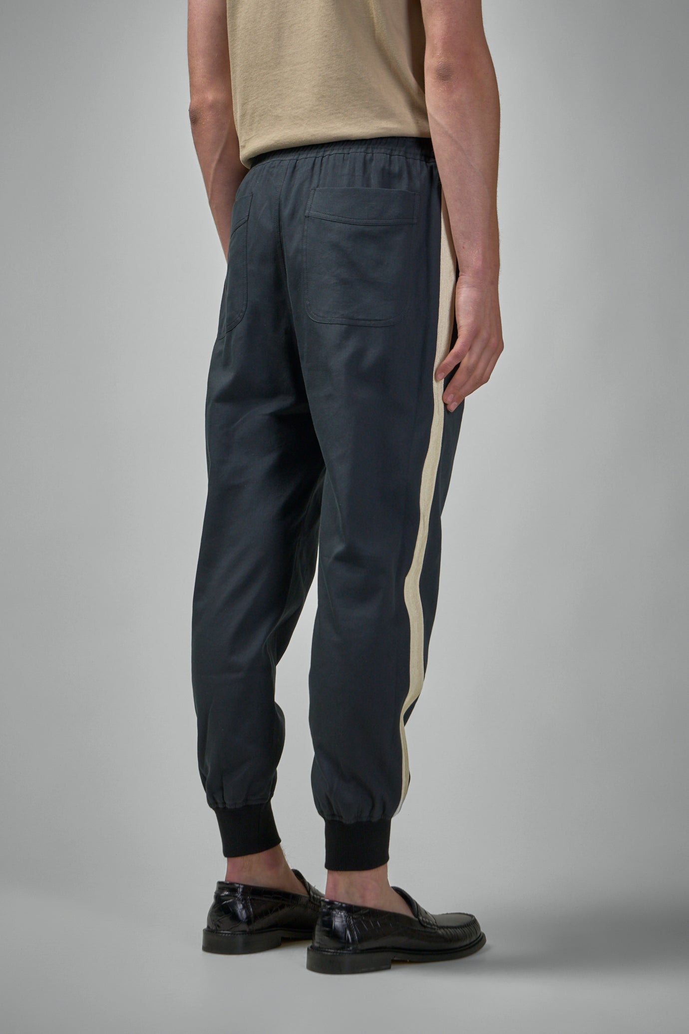 Cotton Silk Twill Lightweight Jogger - 3