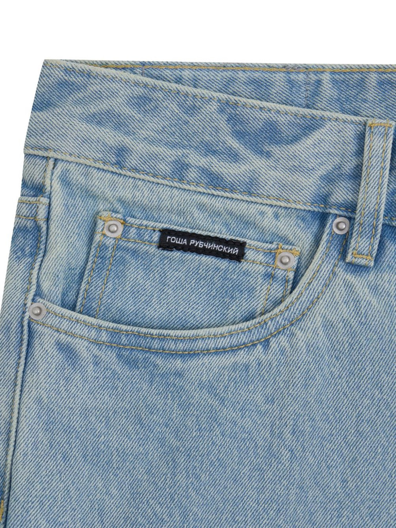 straight-leg jeans 4