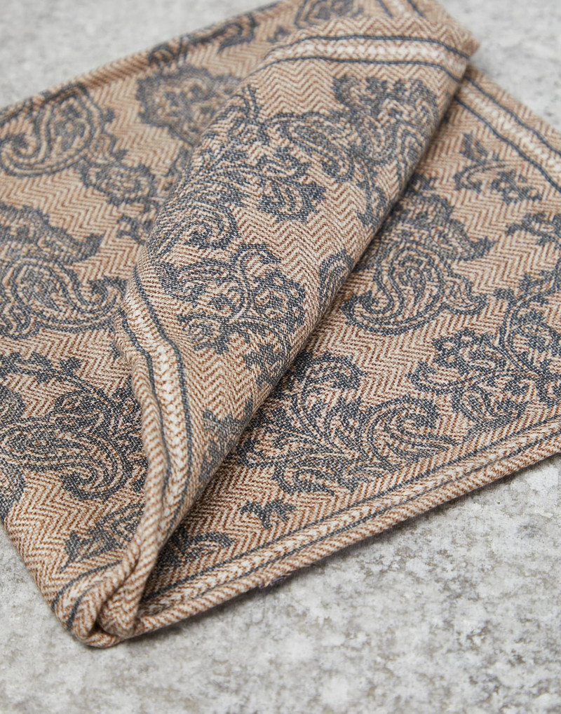 Brunello Cucinelli Silk pocket square with paisley design outlook