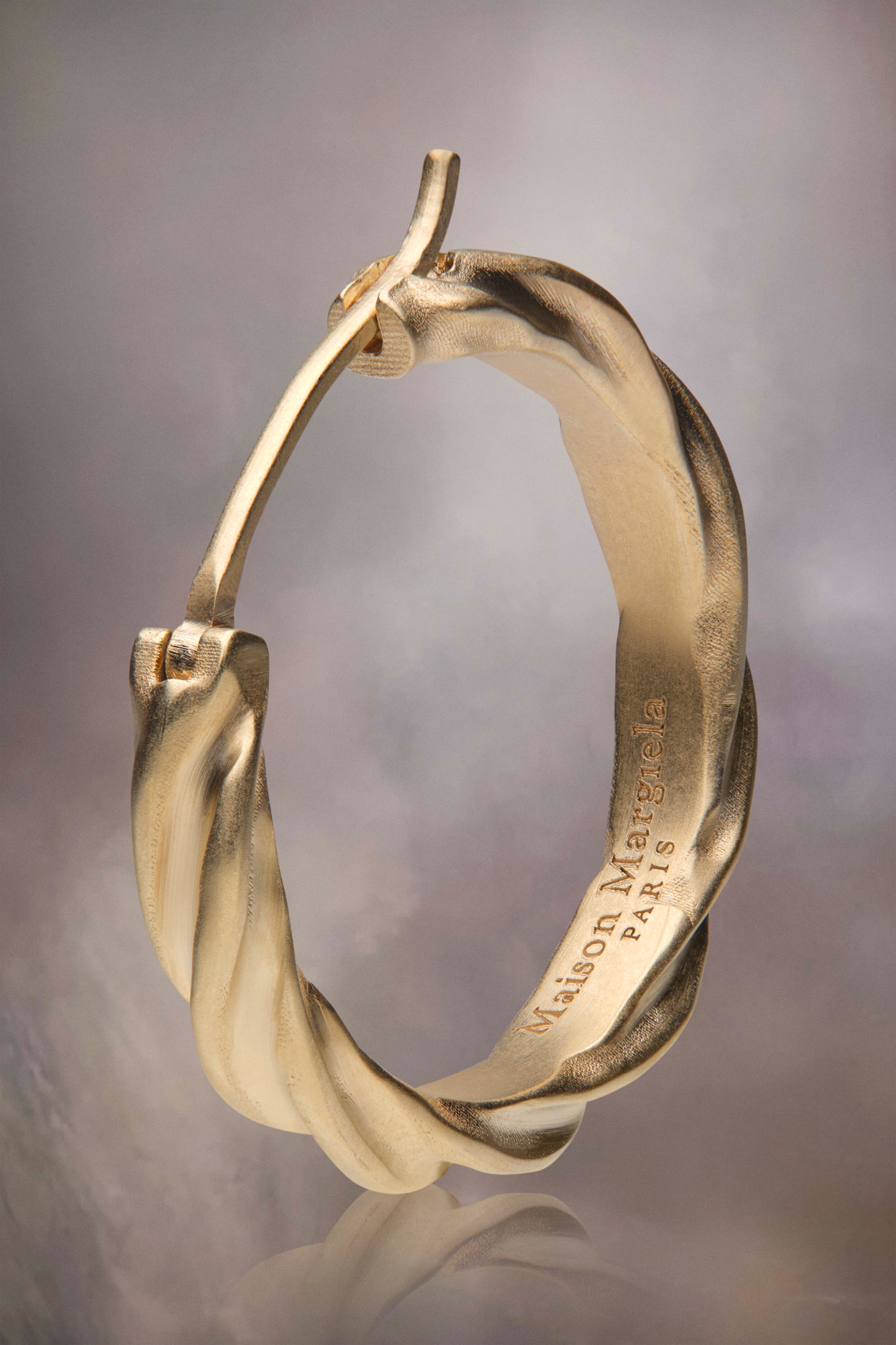 Timeless hoop earrings - 3