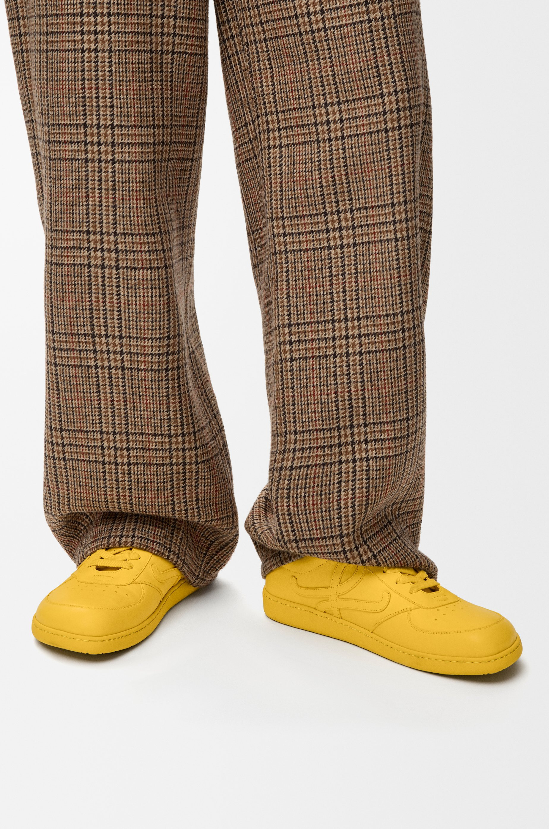 Jambo sneaker in soft grained calfskin - 2