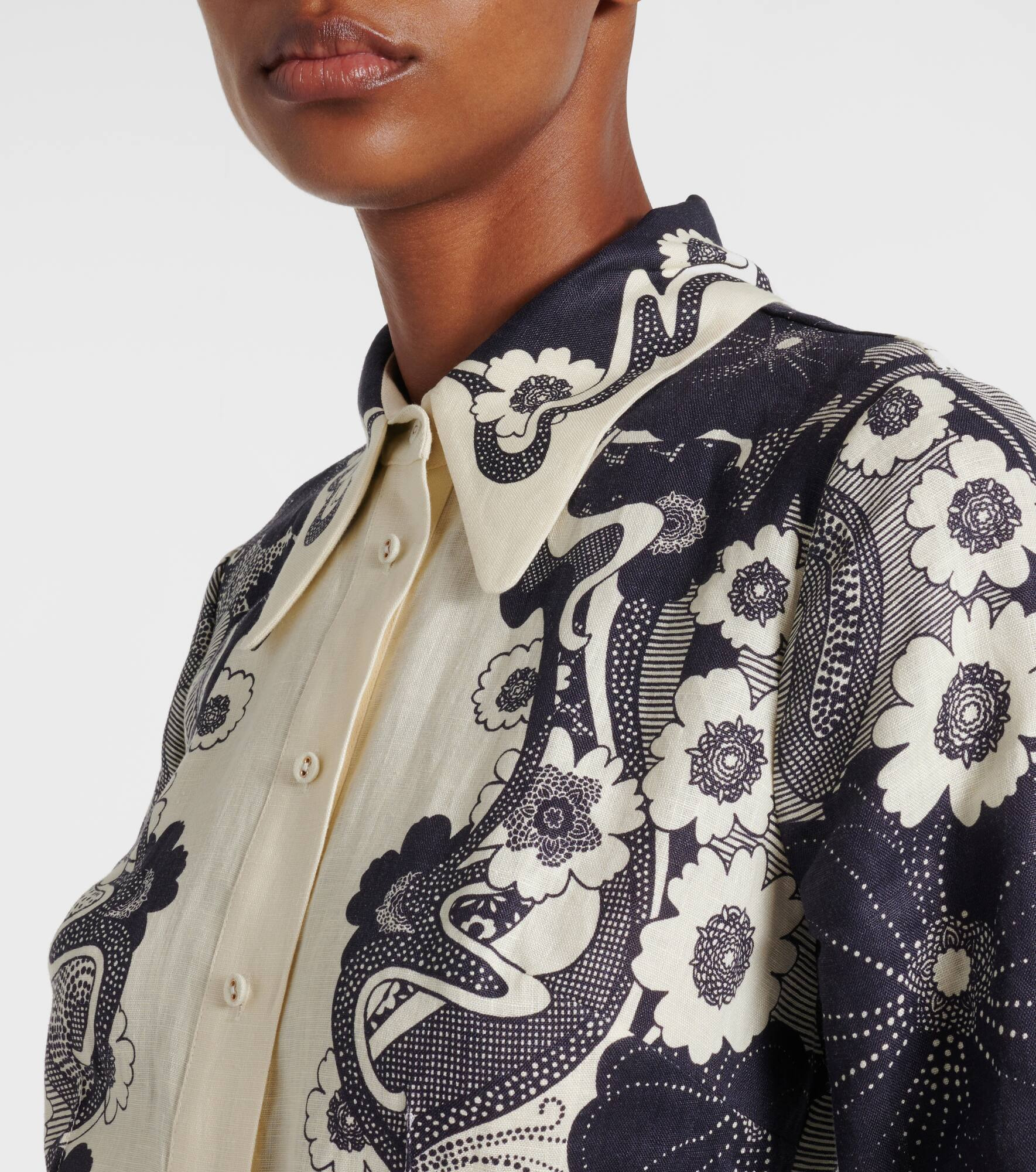 Mickey printed linen shirt dress - 4