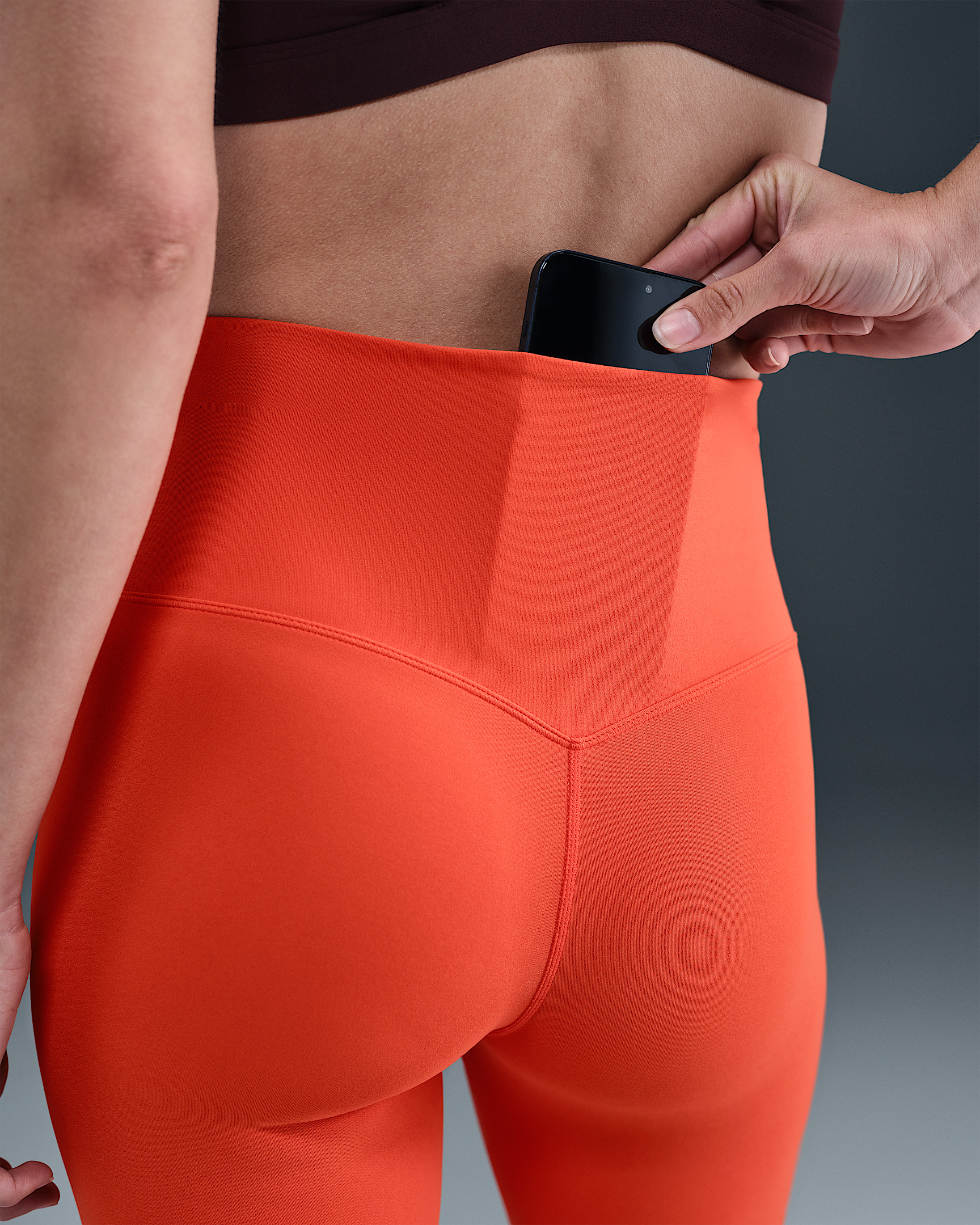 Nike Zenvy Women's Gentle-Support High-Waisted 8" Biker Shorts - 6