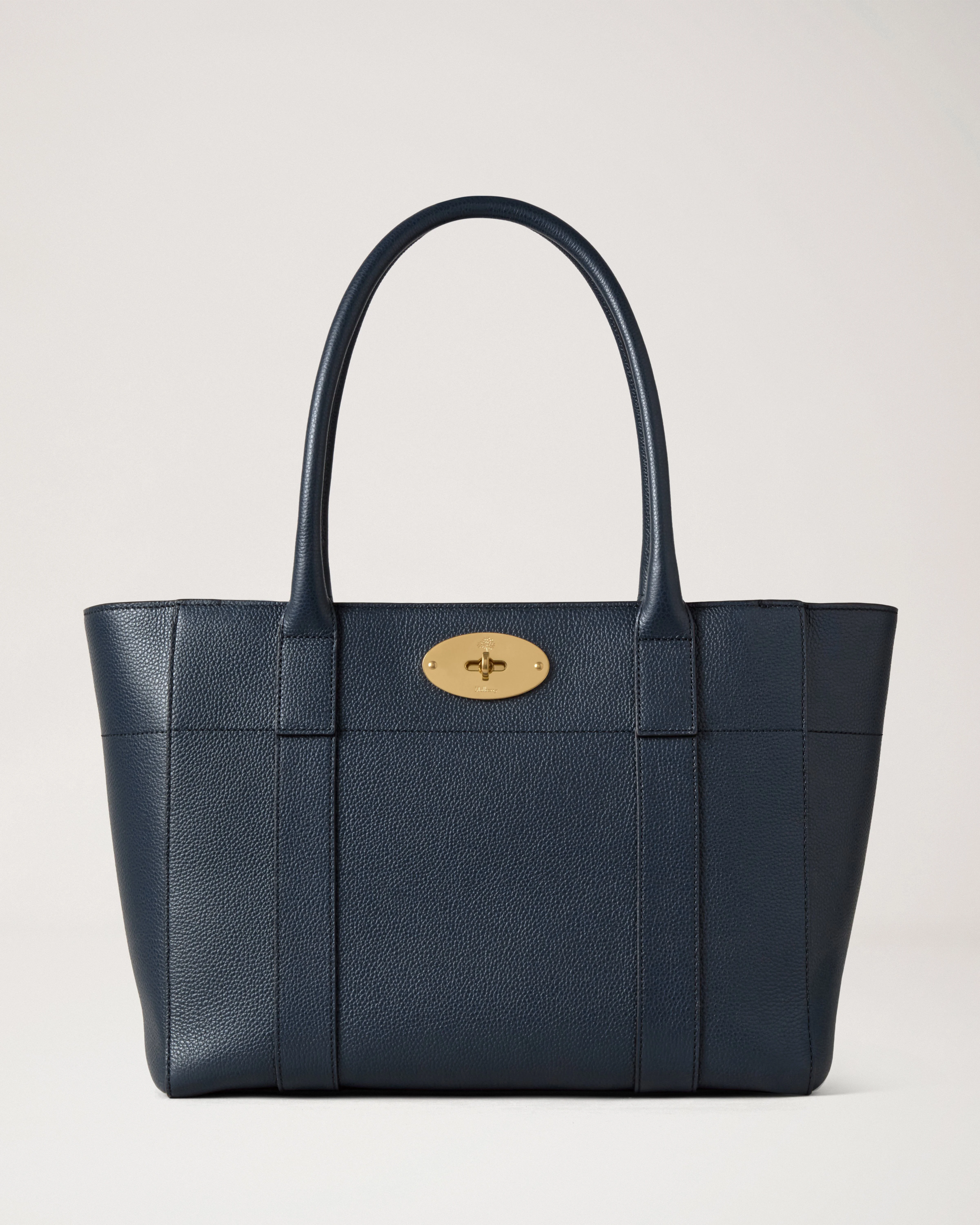 Bayswater 9 to 5
Night Sky Small Classic Grain - 1