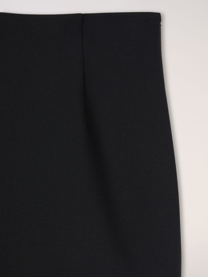 fitted thigh-length shorts - 2