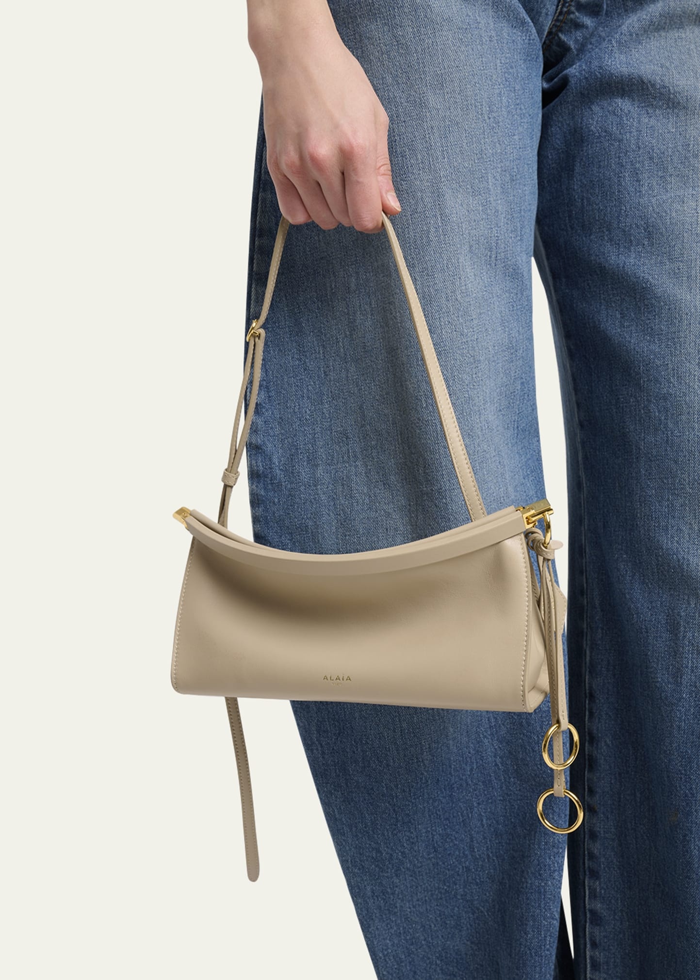 Le Click Small Shoulder Bag in Glossy Leather - 2