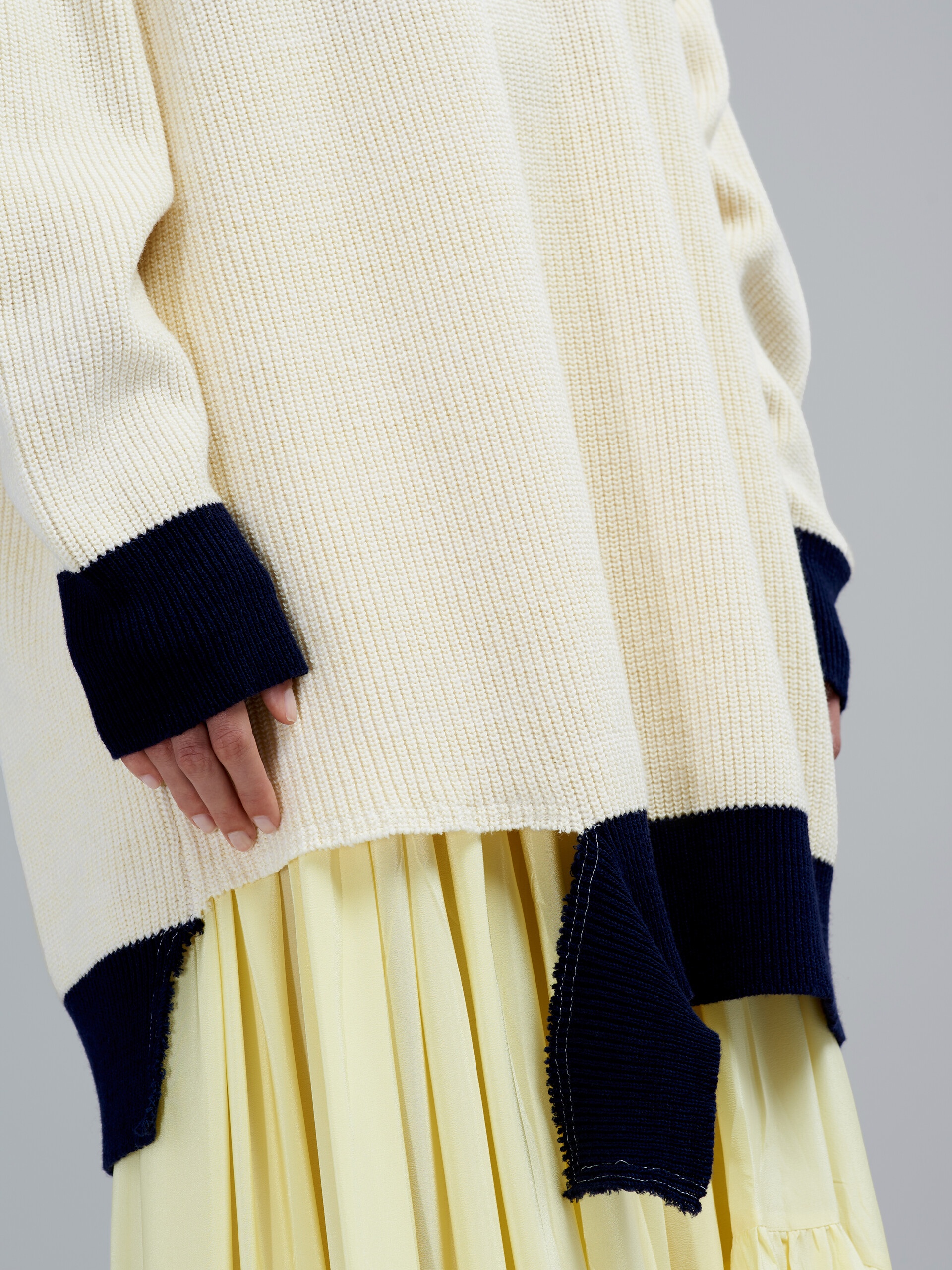 BROKEN RIBBED ORGANIC COTTON AND WOOL KNIT DRESS - 5
