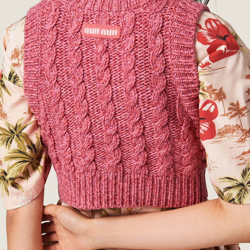 Wool and cashmere top 5