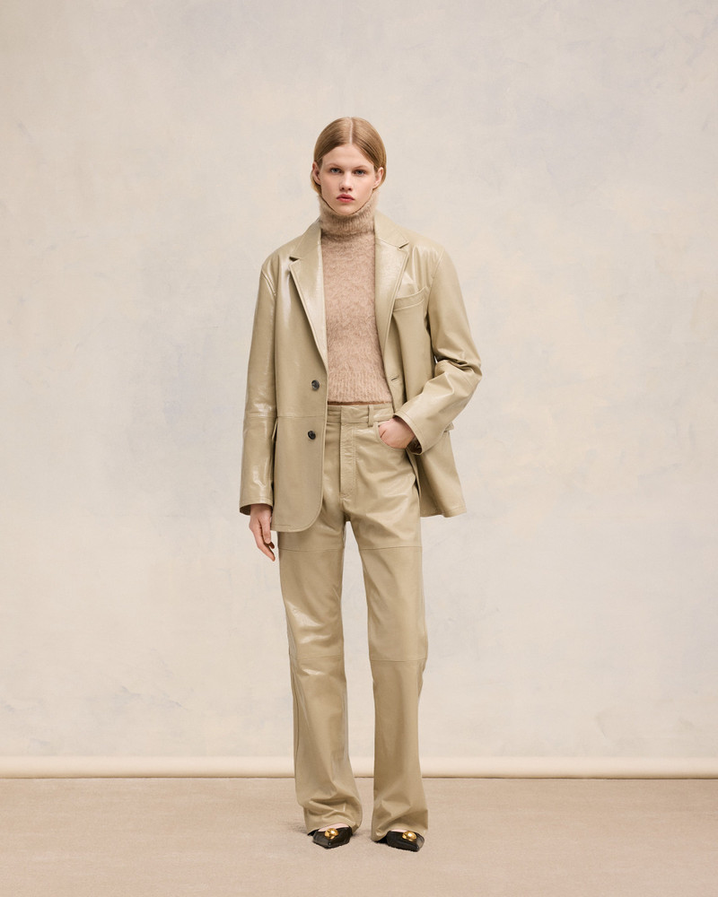 AMI Paris LEATHER TWO BUTTONS JACKET outlook