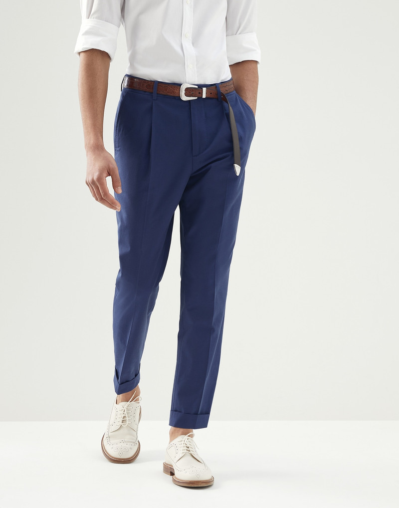 Lightweight comfort cotton leisure fit trousers with pleat 1