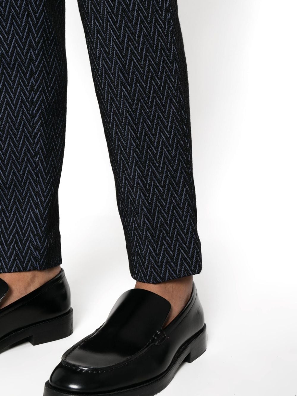 chevron-jacquard cropped trousers - 5