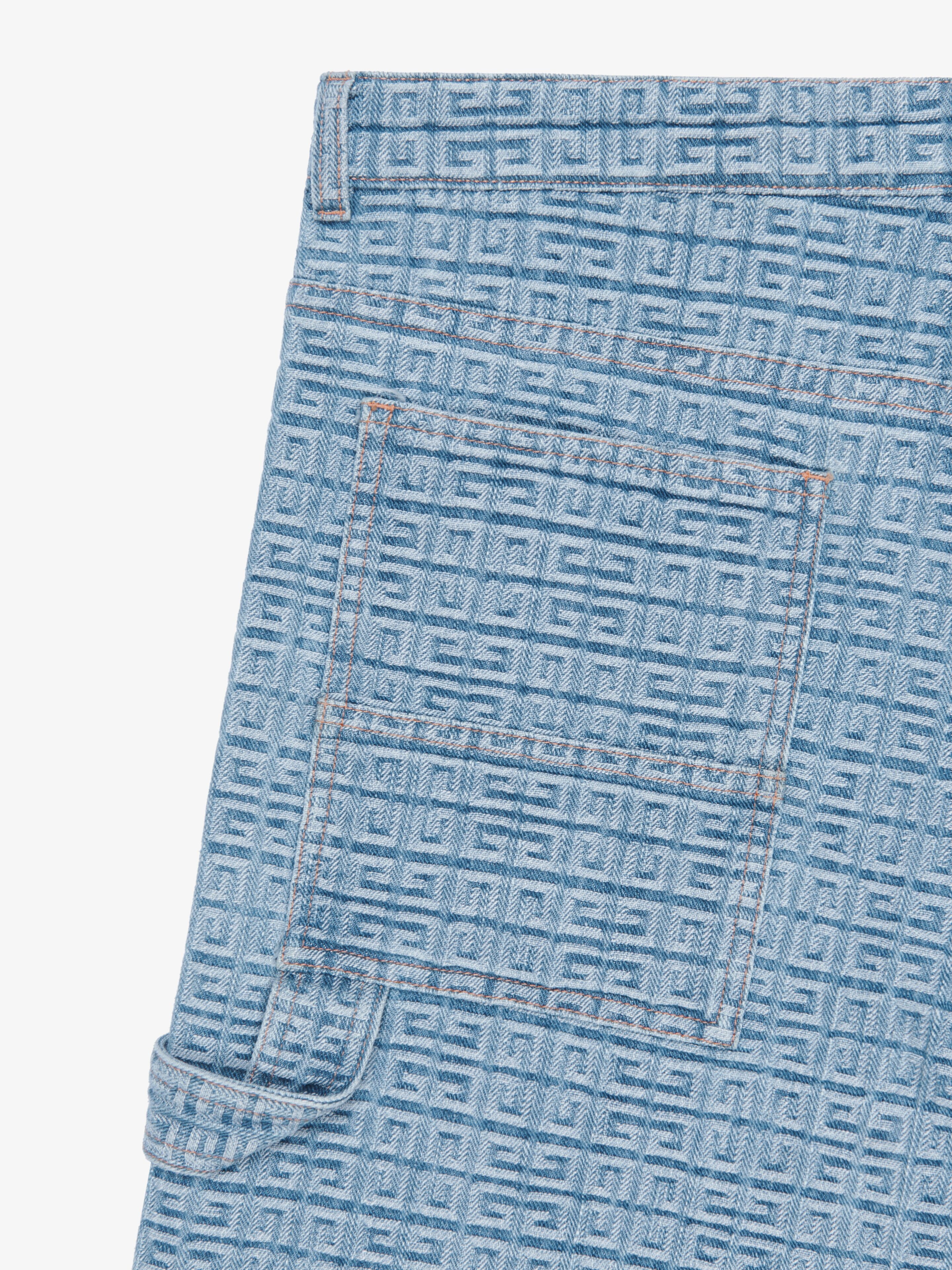 CARPENTER BERMUDA SHORTS IN 4G DENIM - 6