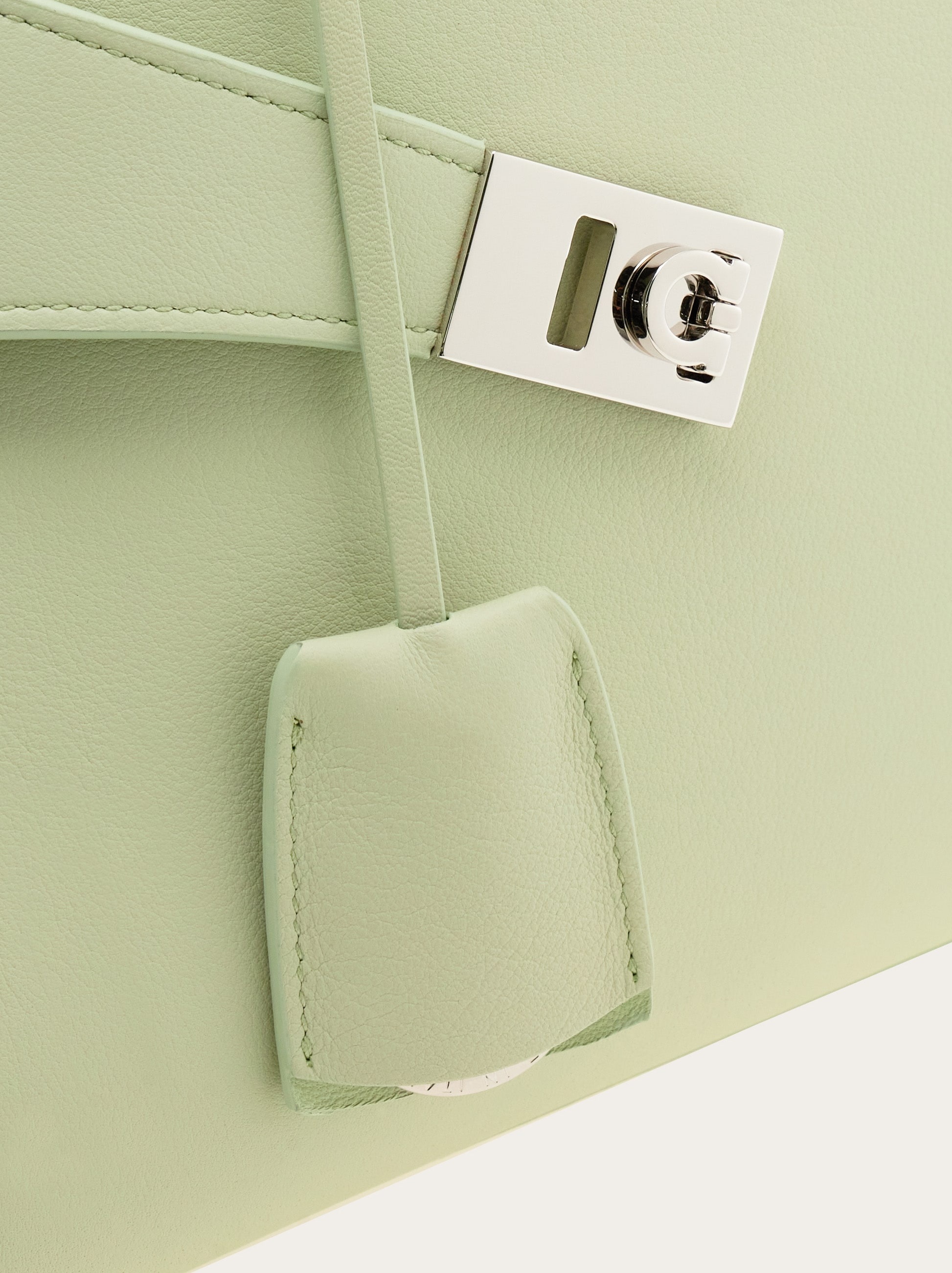 Hug handbag (S) - 8