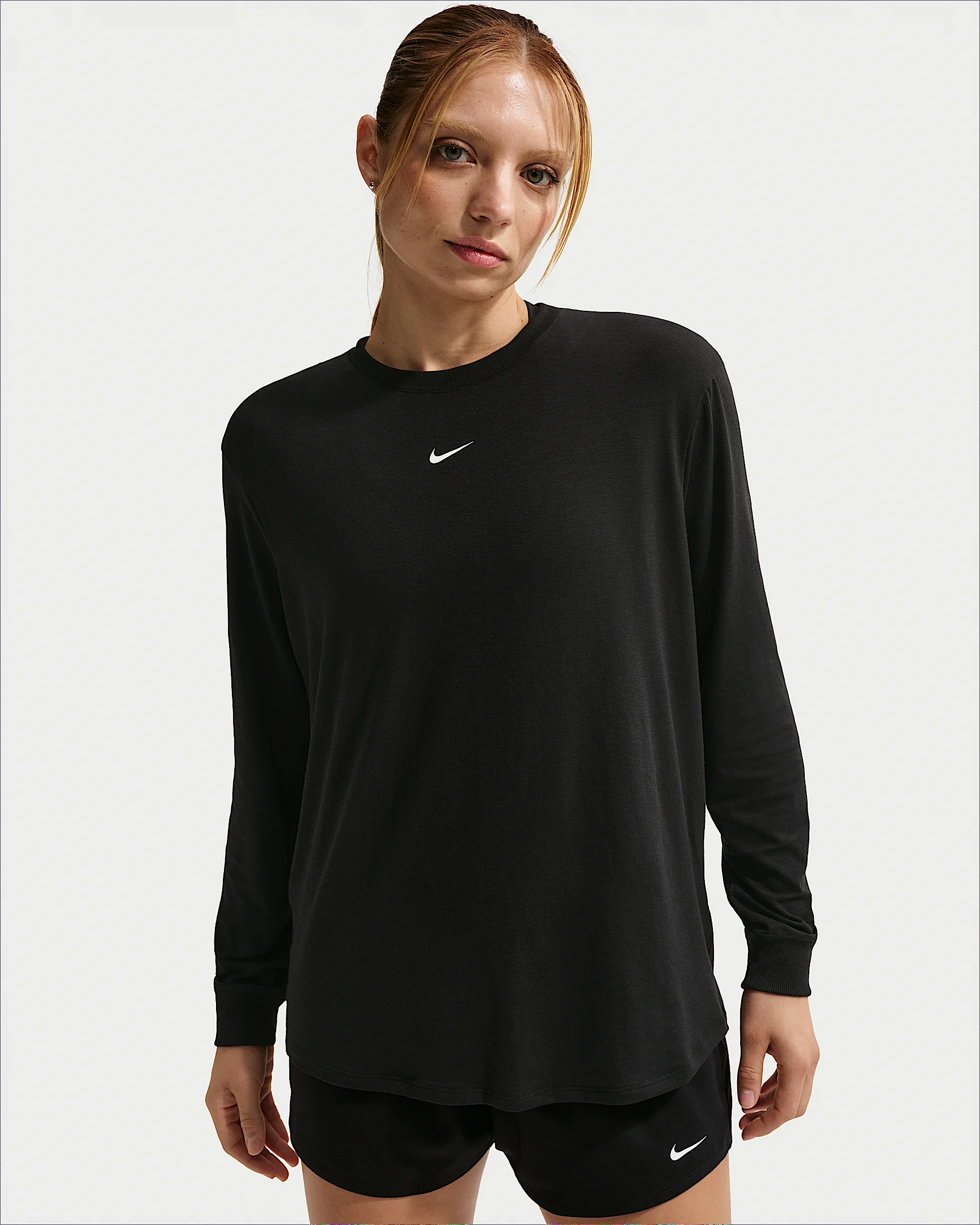 Nike One Relaxed Women's Dri-FIT Long-Sleeve Top - 1