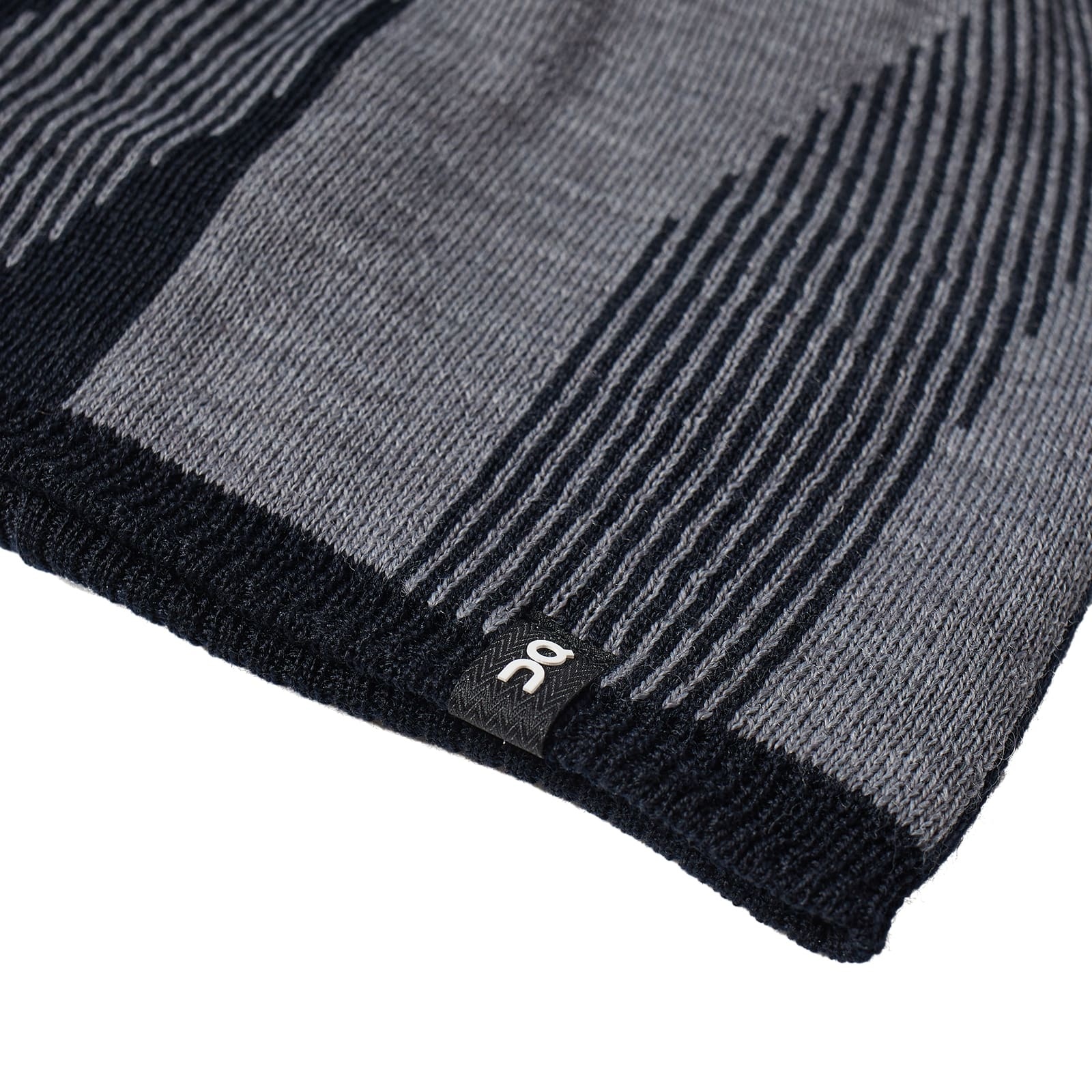 ON Running Explorer Merino Beanie - 2