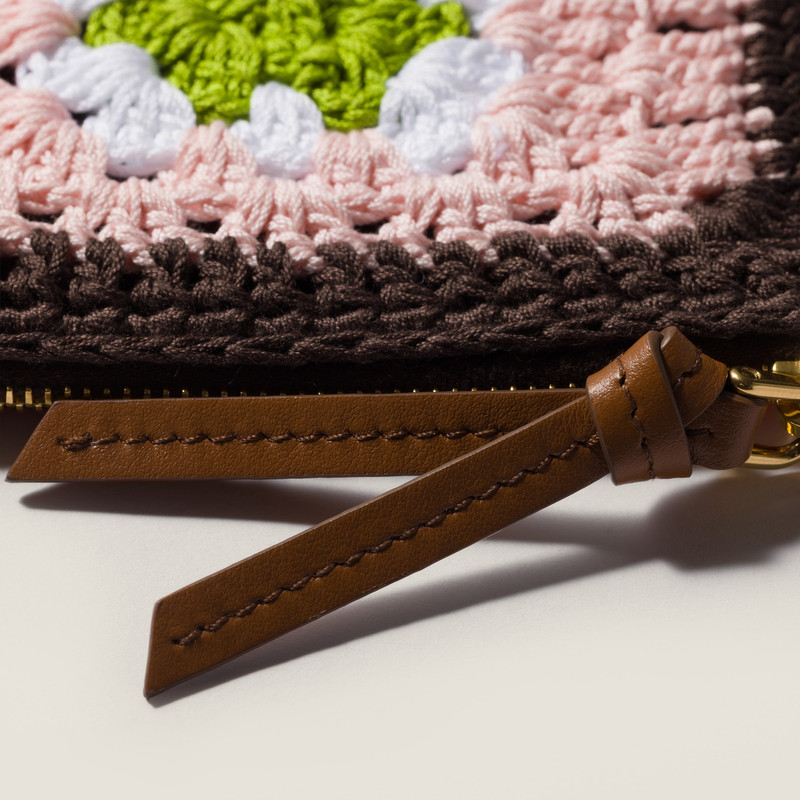 Crochet zipper pouch 4
