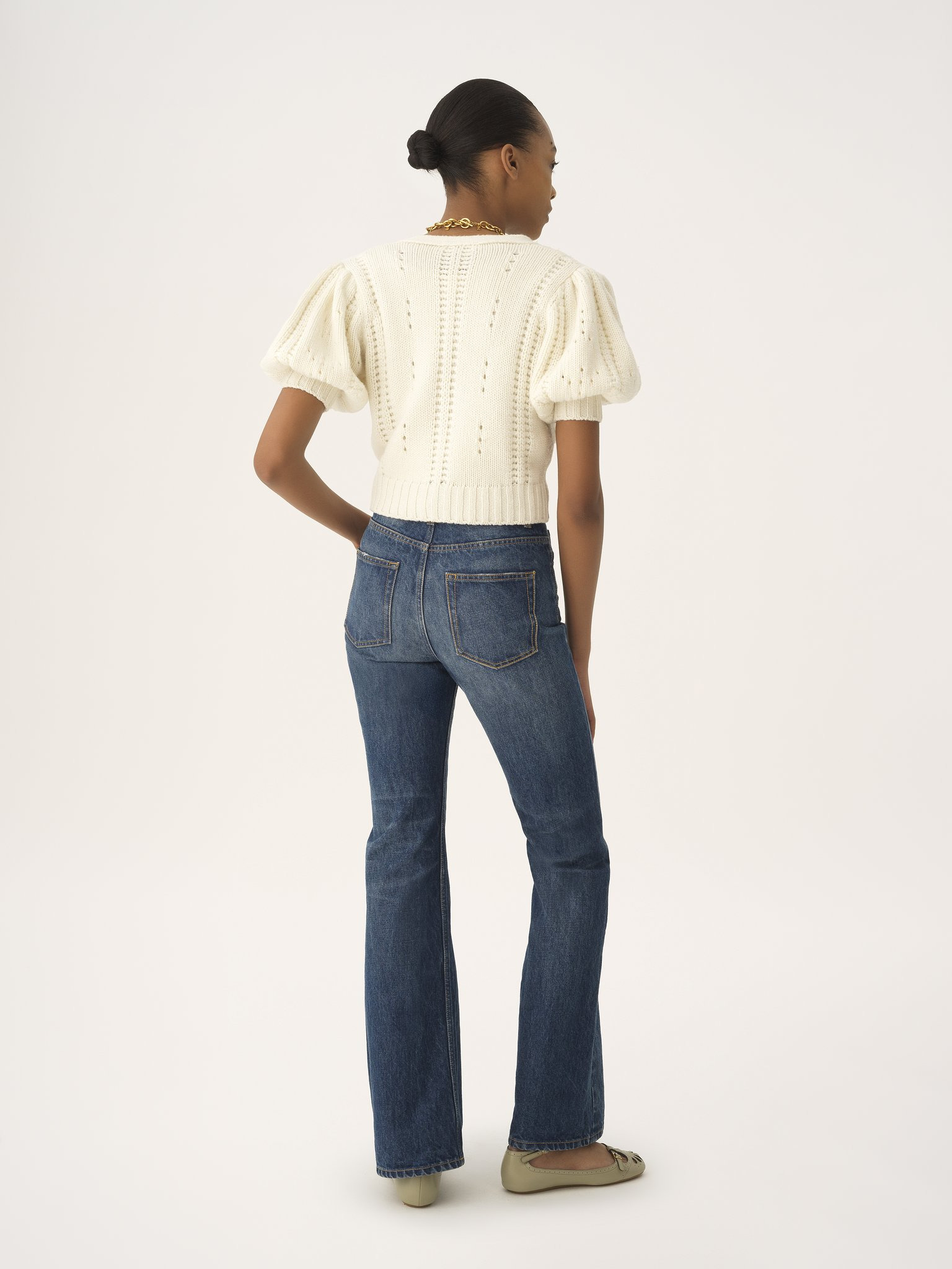 PUFF-SLEEVE CARDIGAN IN A WOOL & CASHMERE KNIT - 5