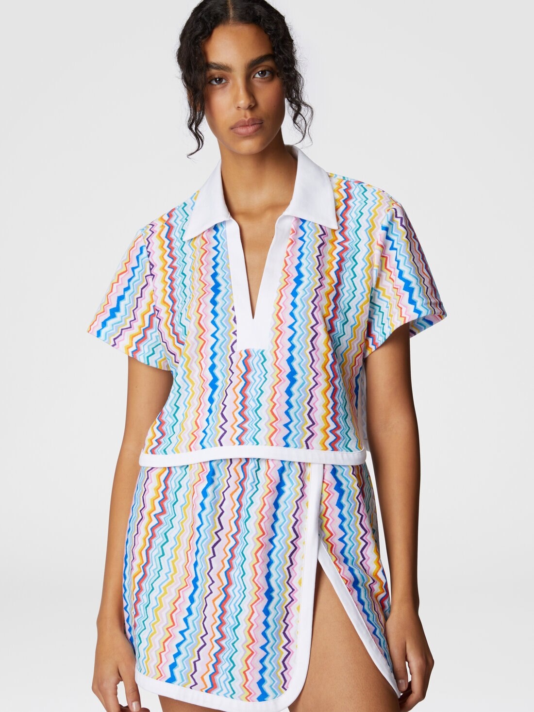 Short sleeve V-neck top - 4