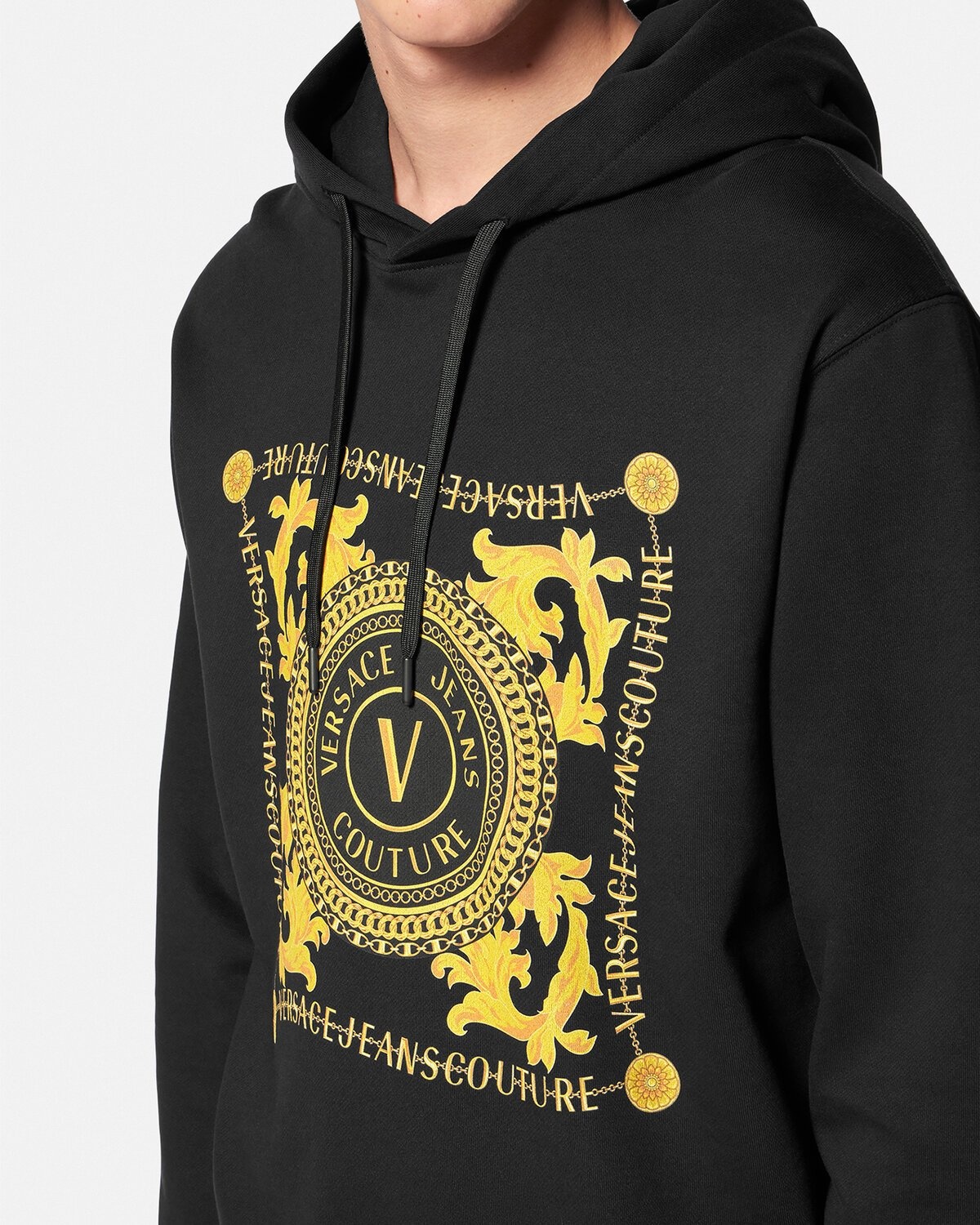 V-Emblem Chain Hoodie - 5
