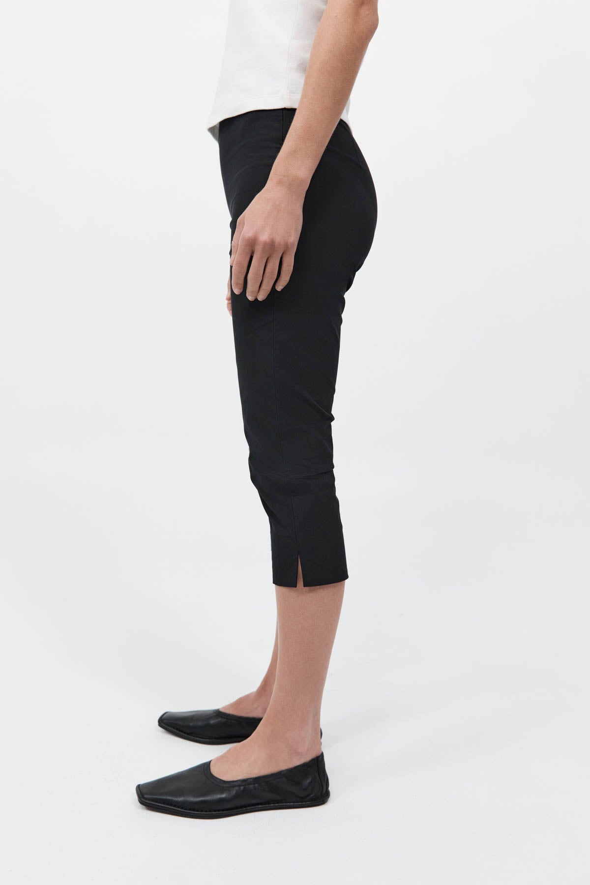 Slim Capri Pant - Black - 4